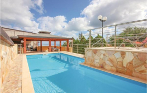 Three-Bedroom Holiday Home in Altavilla Milicia PA